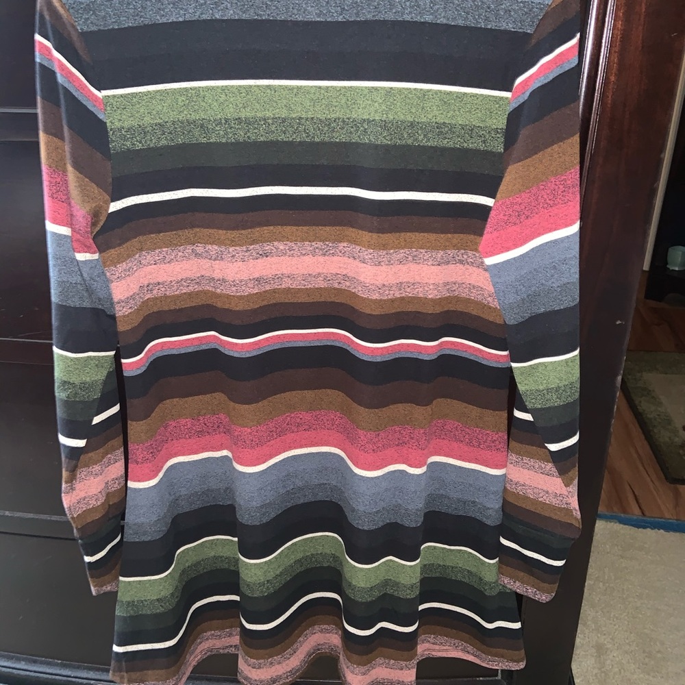 Ladies Tunic - Picture 2 of 3